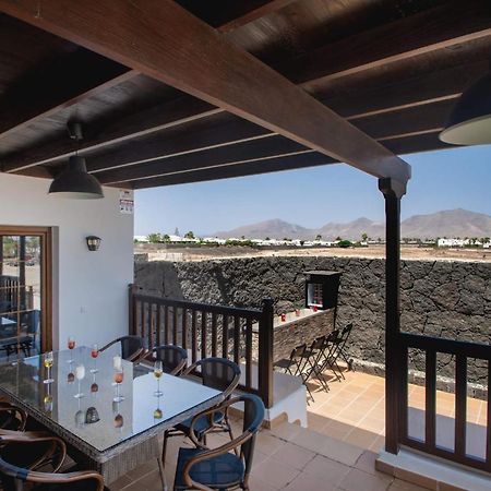Villa Vista Reina - Luxury 6 Bedroom - Heated Pool- Views - Pool Table - Vista Lobos - Playa Blanca Bagian luar foto