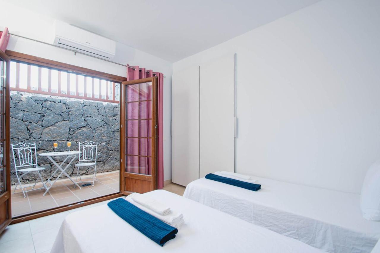 Villa Vista Reina - Luxury 6 Bedroom - Heated Pool- Views - Pool Table - Vista Lobos - Playa Blanca Bagian luar foto