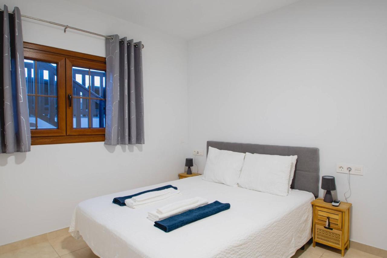 Villa Vista Reina - Luxury 6 Bedroom - Heated Pool- Views - Pool Table - Vista Lobos - Playa Blanca Bagian luar foto